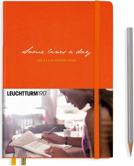 «Блокнот Leuchtturm1917 Memory Book Some lines a day оранжевый (355278)», бренда Leuchtturm1917 - фото №1 - миниатюра