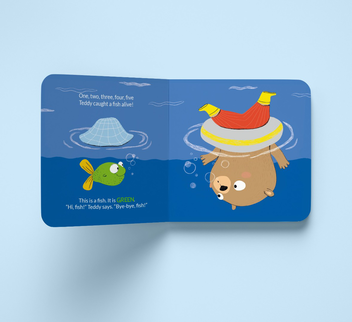 Бумажная книга «Teddy loves fishing», автор Елена Жупанова - фото №2 - миниатюра