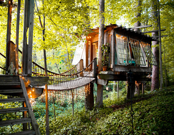 Бумажная книга «The Hinterland. Cabins, Love Shacks and Other Hide-Outs» - фото №5 - миниатюра