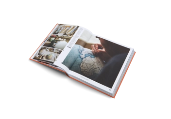 Бумажная книга «The New Traditional. Heritage, Craftsmanship and Local Identity» - фото №12 - миниатюра