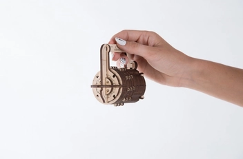 «Механический 3D пазл Ukrainian Gears Кодовый замок (70020)», бренда Ukrainian Gears / UGears - фото №9 - миниатюра