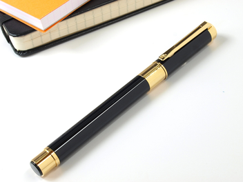  «Перьевая ручка Waterman Perspective Black GT (11 400)», бренда Waterman - фото №8 - миниатюра