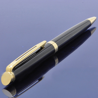  «Шариковая ручка Waterman Hemisphere Black (22 002)», бренда Waterman - фото №4 - миниатюра