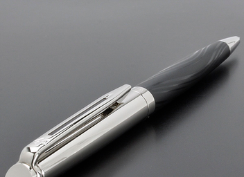  «Кулькова ручка Waterman Hemisphere Deluxe Matt Black CT (22065)», бренду Waterman - фото №4 - мініатюра