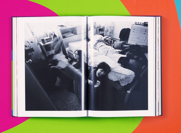 Паперова книга «Tom Wolfe. The Electric Kool-Aid Acid Test, Art Edition No. 1–100, Lawrence Schiller ‘Me and My Shadow’» - фото №10 - мініатюра