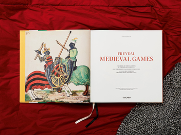 Бумажная книга «Freydal. Medieval Games. The Book of Tournaments of Emperor Maximilian I», автор Стефан Краузе - фото №3 - миниатюра