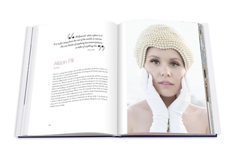 Паперова книга «Young Hollywood», автор Клейборн Свенсон Френк - фото №7 - мініатюра