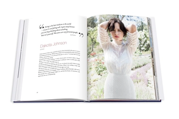 Паперова книга «Young Hollywood», автор Клейборн Свенсон Френк - фото №8 - мініатюра