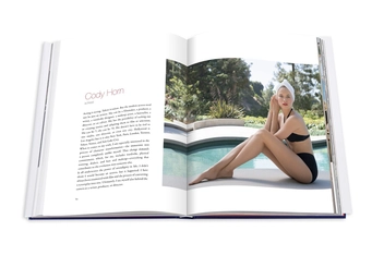 Паперова книга «Young Hollywood», автор Клейборн Свенсон Френк - фото №9 - мініатюра
