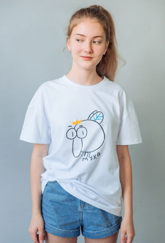 «Футболка Handcrafts by orphans Муха S», бренда Handcrafts by Orphans - фото №1