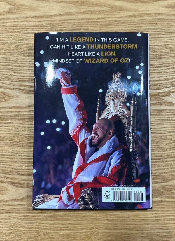 Бумажная книга «Gloves Off : Tyson Fury Autobiography», автор Тайсон Фьюри - фото №1