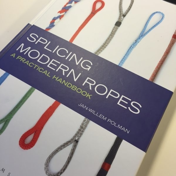 Бумажная книга «Splicing Modern Ropes: A Practical Handbook», автор Ян-Виллем Полман - фото №1