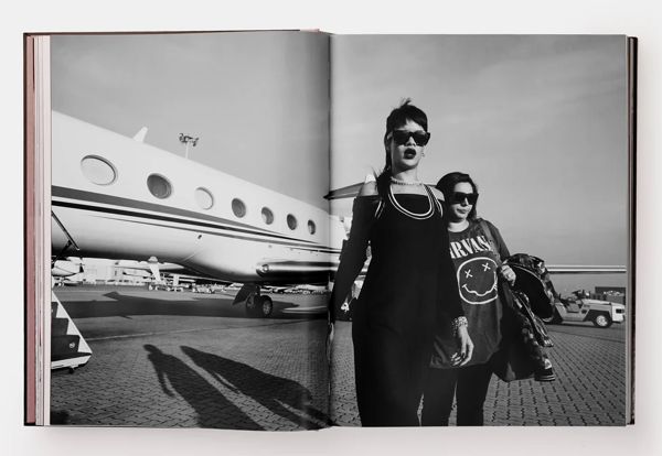 Бумажная книга «Rihanna: Queen Size», автор Рианна - фото №1
