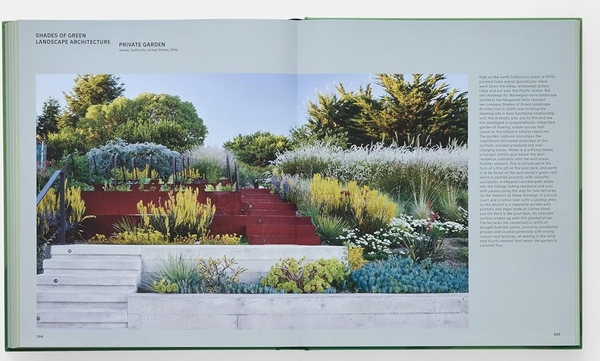 Паперова книга «The Contemporary Garden», автор Редактори "Phaidon" - фото №1