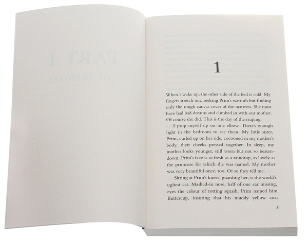 Бумажная книга «Hunger Games Trilogy Box Set», автор Сьюзен Коллинз - фото №1