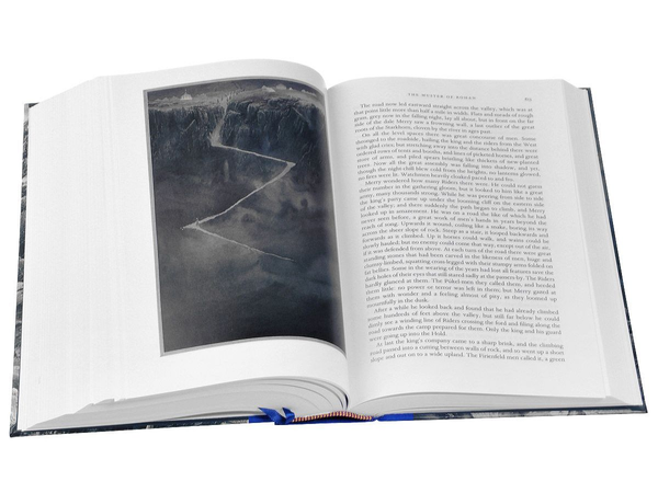 Бумажная книга «The Lord of the Rings», автор Джон Р. Р. Толкин - фото №1