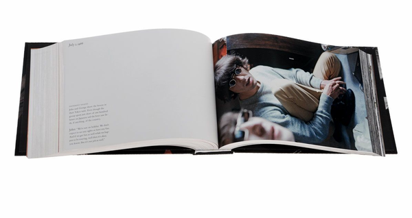 Бумажная книга «The Beatles. 365 Days», автор Саймон Уэллс - фото №1