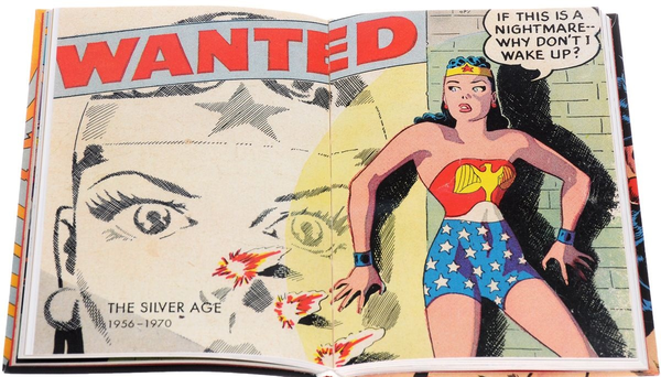 Бумажная книга «The Little Book of Wonder Woman», автор Пол Левиц - фото №1