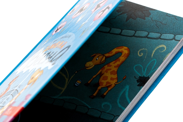 Бумажная книга «Дивна весна», автор Олег Михайлов - фото №1