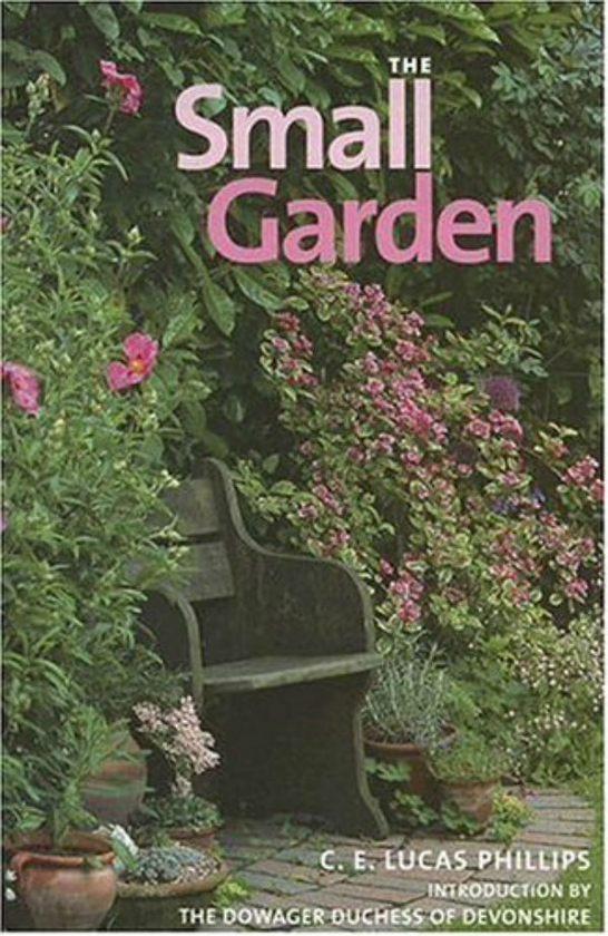 Бумажная книга «The Small Garden», автор Лукас Филипс - фото №1
