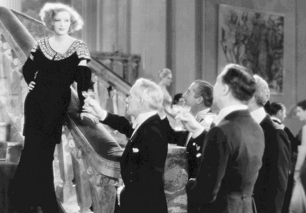 Паперова книга «Greta Garbo», автор Девід Робінсон - фото №1