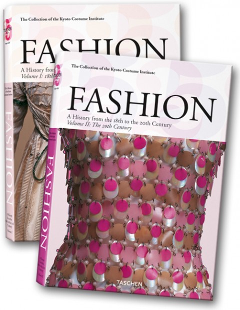 Бумажная книга «Fashion. A History from the 18th to the 20th Century (комплект из 2 книг)», авторов Акико Фукай, Тамами Суо, Мики Ивагами, Рейко Кога, Рэй Ний - фото №1
