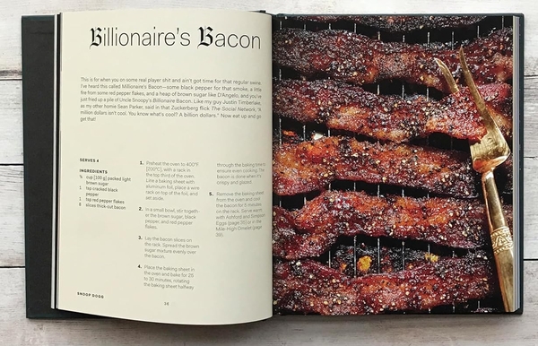 Паперова книга «From Crook to Cook: Platinum Recipes from Tha Boss Dogg's Kitchen», автор Снуп Догг - фото №1