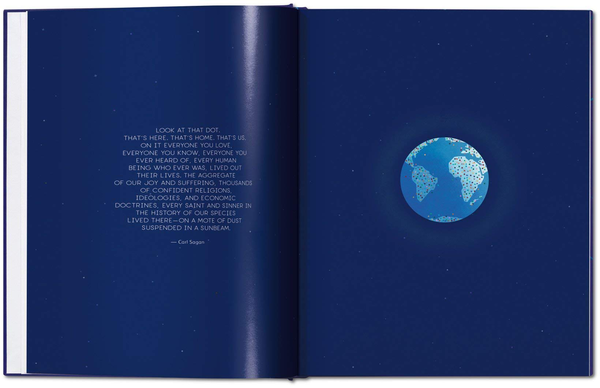 Паперова книга «The Earth and I», автор Джеймс Лавлок - фото №1