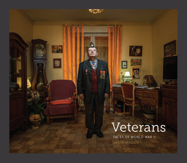 Паперова книга «Veterans. Faces of World War II» - фото №1