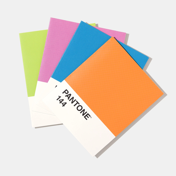 Бумажная книга «Pantone Notes. 20 Assorted Notecards & Envelopes» - фото №1