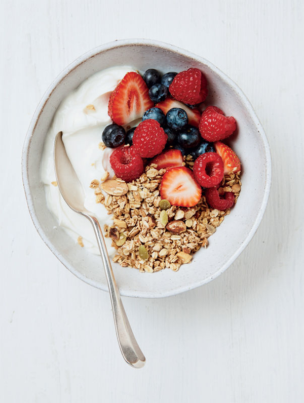 Бумажная книга «How to Lose Weight Well: The Complete Diet Plans. All the best recipes from the TV series, plus simple diet plans for healthy weight loss», автор Стейси Стюарт - фото №1