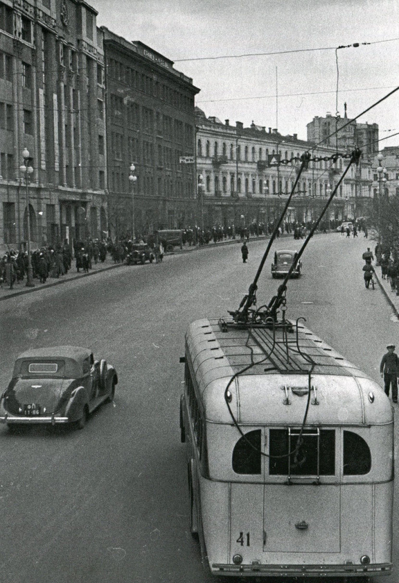 Паперова книга «Київ 1939-1945. Post scriptum», автор Дмитро Малаков - фото №1