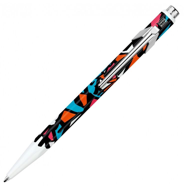  «Ручка Caran d'Ache 849 Street Art Белая (849.520-white)», бренда Caran d'Ache - фото №1