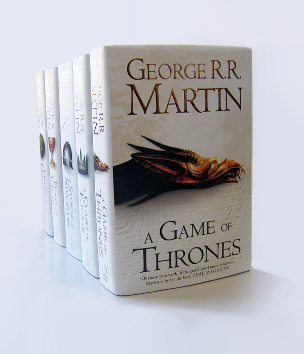 Паперова книга «A Song of Ice and Fire (комплект из 5 книг)», автор Джордж Р. Р. Мартін - фото №1