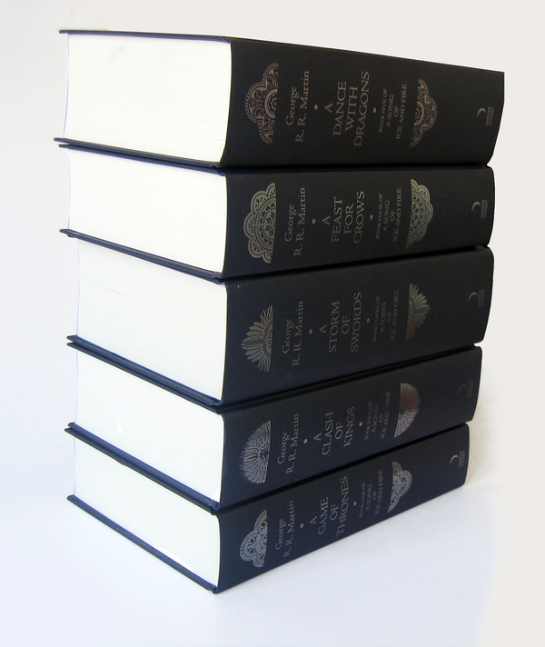 Паперова книга «A Song of Ice and Fire (комплект из 5 книг)», автор Джордж Р. Р. Мартін - фото №1