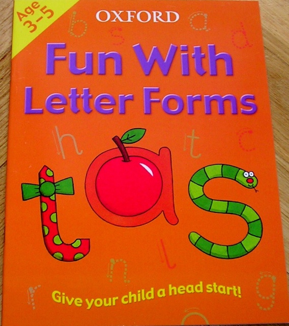 Бумажная книга «Fun WIth Letter Forms», автор Дженни Акленд - фото №1