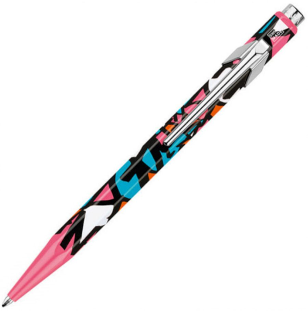  «Ручка Caran d'Ache 849 Street Art Розовая (849.520-pink)», бренда Caran d'Ache - фото №1