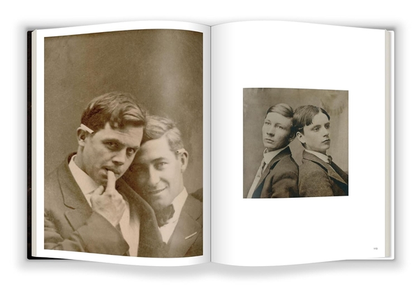 Бумажная книга «Loving II: More photographic history of men in love, 1850s - 1950s», авторов Хью Нини, Нил Тредвелл - фото №1