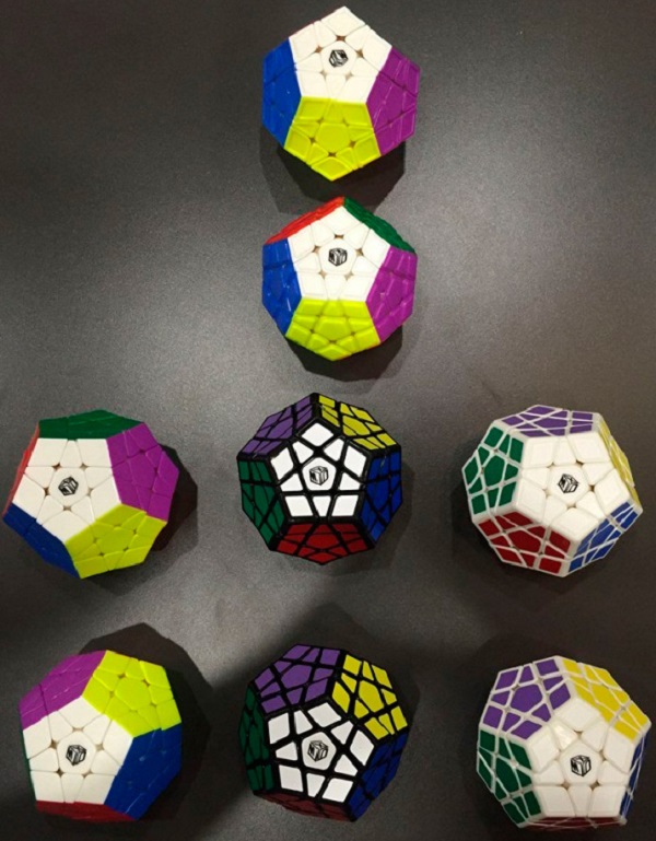  «Игрушка-головоломка QiYi Galaxy Megaminx sculpture (QYXMD1)», бренда QiYi - фото №1