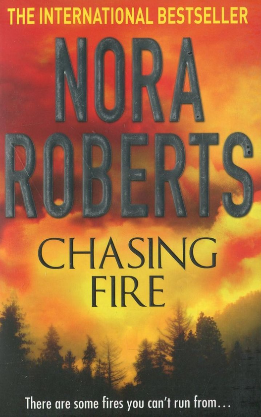 Бумажная книга «Chasing Fire», автор Нора Робертс - фото №1