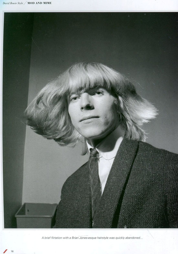 Бумажная книга «David Bowie Style», автор Денни Льюис - фото №1