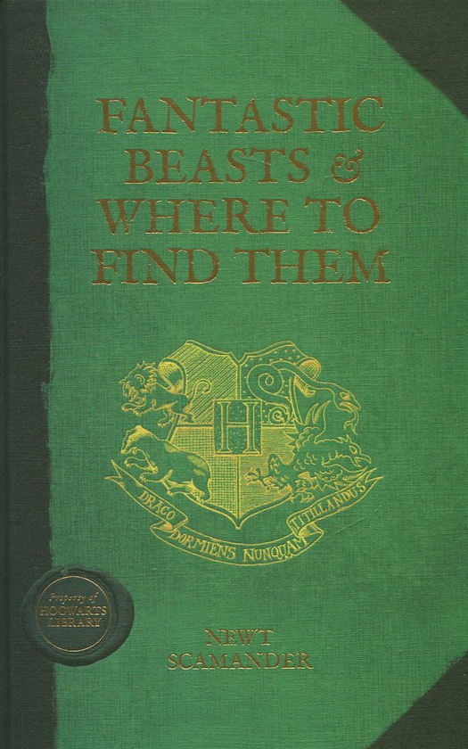 Бумажная книга «The Hogwarts Library Boxed Set», автор Джоан Роулинг - фото №1