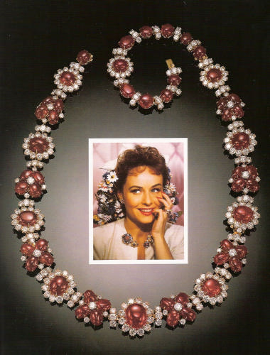 Паперова книга «Famous Jewerly Collectors», авторів Стефано Папі, Олександра Родос - фото №1