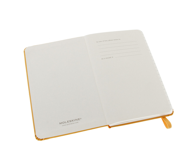  «Карманная записная книжка Moleskine Classic Coloured Оранжевая в линию (MM710M2F#978-88-6613-633-0)», бренда Moleskine - фото №1