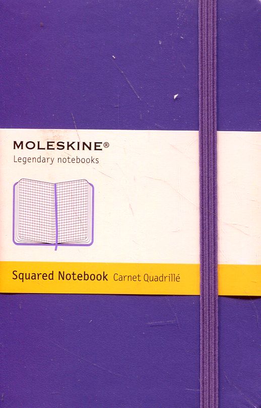  «Карманная записная книжка Moleskine Classic Coloured Фиолетовая в клетку (MM712H1F#978-88-6613-643-9)», бренда Moleskine - фото №1