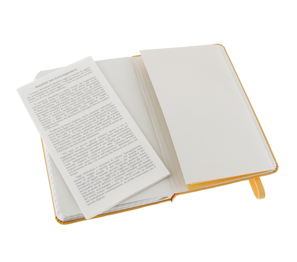  «Карманная записная книжка Moleskine Classic Coloured Оранжевая в клетку (MM712M2F#978-88-6613-634-7)», бренда Moleskine - фото №1