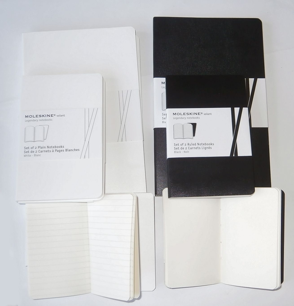  «Комплект из 2 карманных записных книжек Moleskine Volant Белые (QP703WH)», бренда Moleskine - фото №1