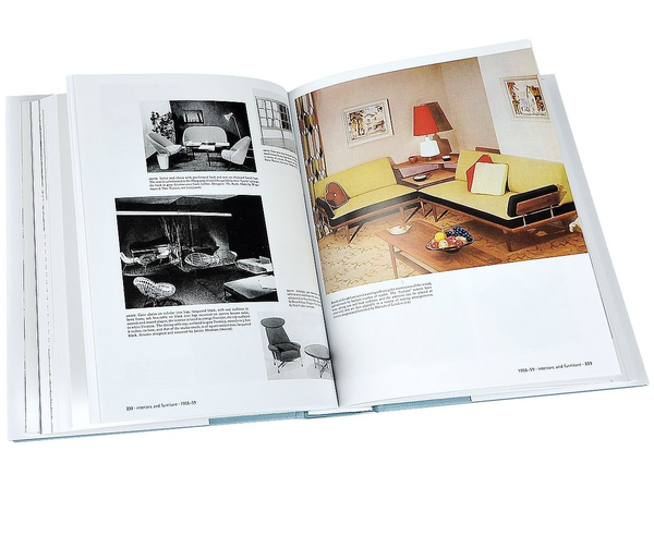Бумажная книга «Decorative Art 50s», авторов Питер Филл, Шарлотта Филл - фото №1
