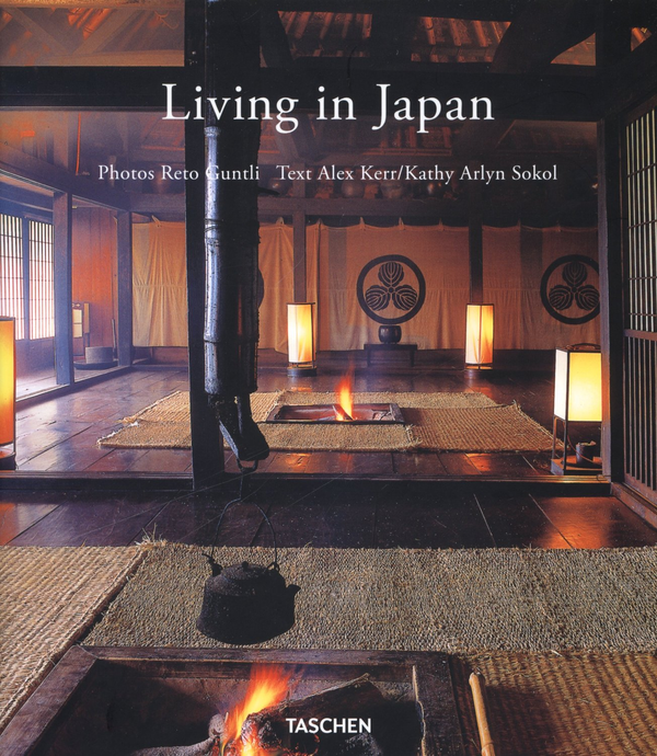 Паперова книга «Living in Japan», авторів Кеті Арлін Сокіл, Алекс Керр - фото №1