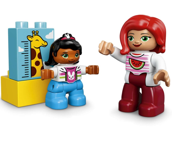 «Конструктор LEGO DUPLO Большой парк аттракционов (10840)», бренда LEGO - фото №1